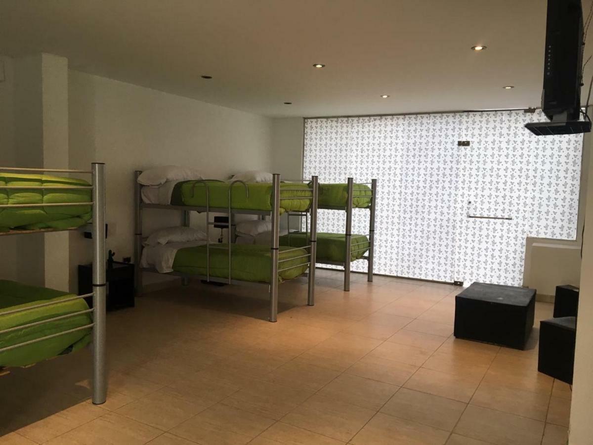 Hotel Del Parque San Miguel de Tucuman Bagian luar foto